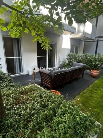 Eladó téglalakás, Budapesten, XV. kerületben 81.9 M Ft, 2 szobás