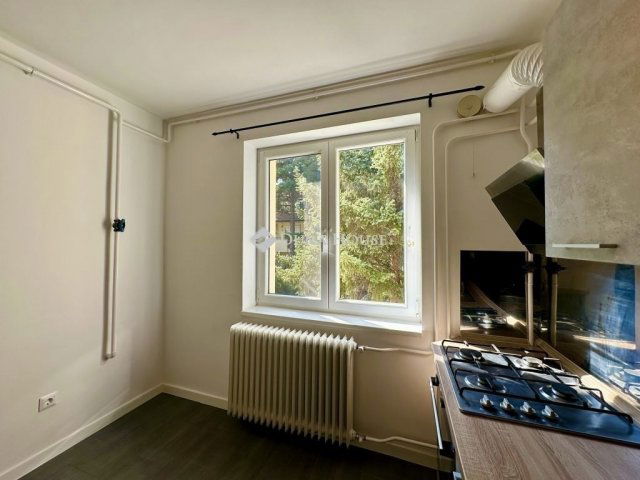 Eladó téglalakás, Szentendrén 84 M Ft, 3 szobás