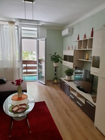 Kiadó téglalakás, albérlet, Debrecenben 220 E Ft / hó, 2 szobás