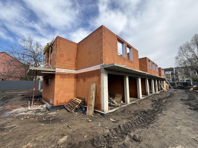 Eladó téglalakás, Nyíregyházán 48.234 M Ft, 1+1 szobás