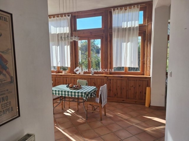 Eladó családi ház, Szombathelyen 98 M Ft, 5 szobás