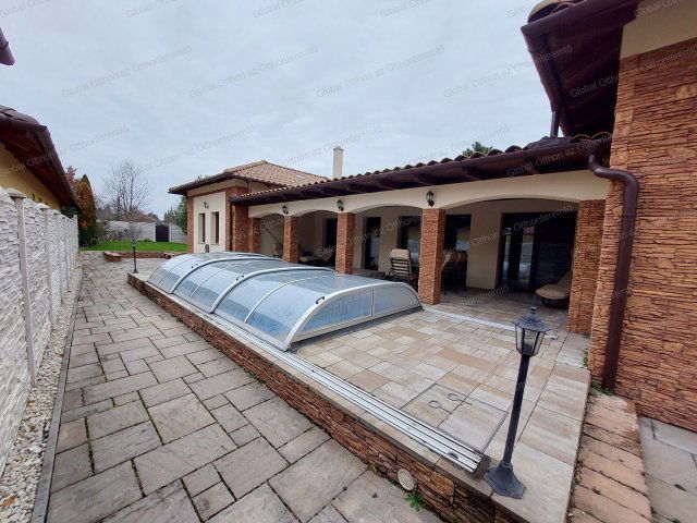 Eladó családi ház, Mosonmagyaróváron 169 M Ft