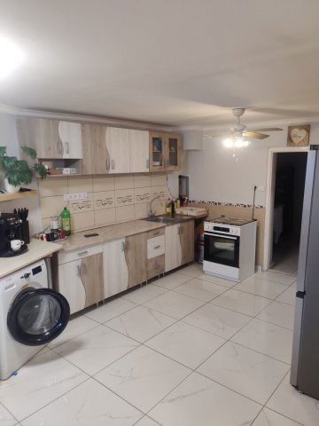 Eladó családi ház, Kecskeméten 27.99 M Ft, 2 szobás