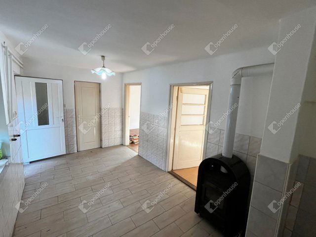 Eladó családi ház, Debrecenben 25 M Ft, 2 szobás