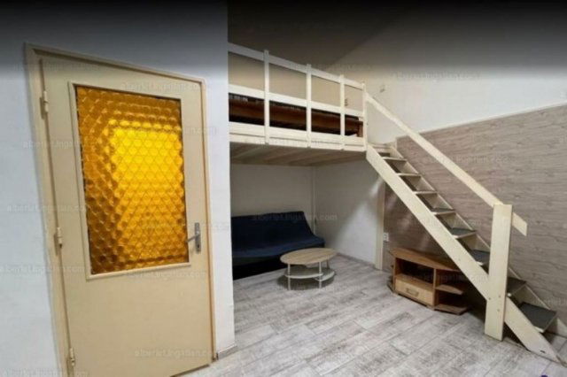 Eladó téglalakás, Budapesten, VI. kerületben, Szondi utcában