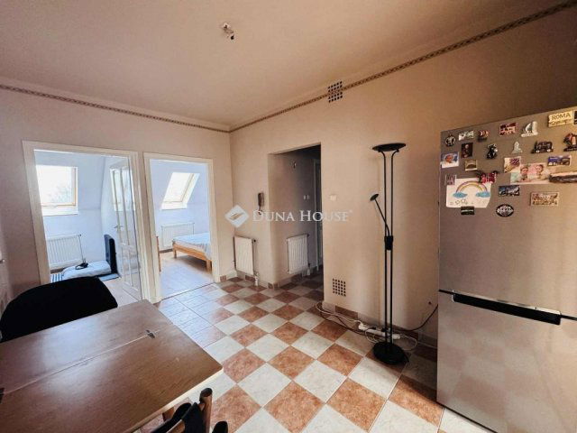 Eladó téglalakás, Pécsett, Fáy András utcában 57.99 M Ft