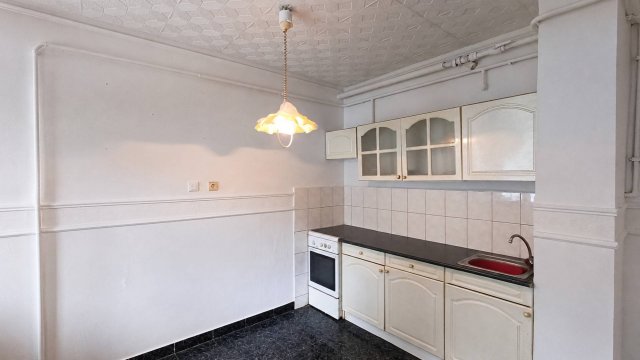 Eladó téglalakás, Salgótarjánban, Déryné úton 12.5 M Ft