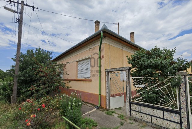 Eladó családi ház, Jászkarajenőn 19.9 M Ft, 3 szobás