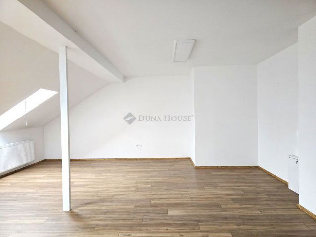 Kiadó iroda, Pécsett 350 E Ft / hó / költözzbe.hu