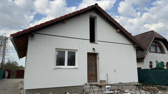 Eladó nyaraló, Balatonmáriafürdőn 105 M Ft, 7 szobás