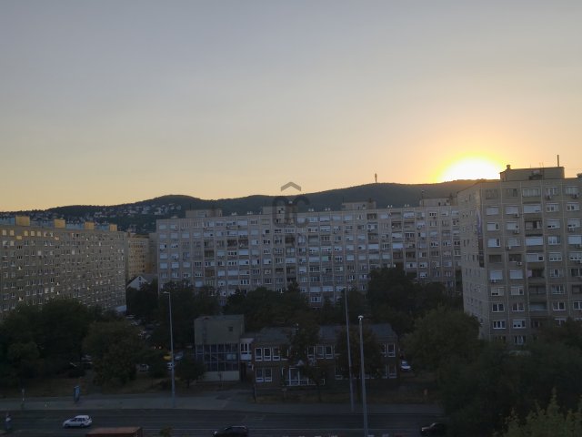 Kiadó panellakás, albérlet, III. kerületben, Miklós utcában