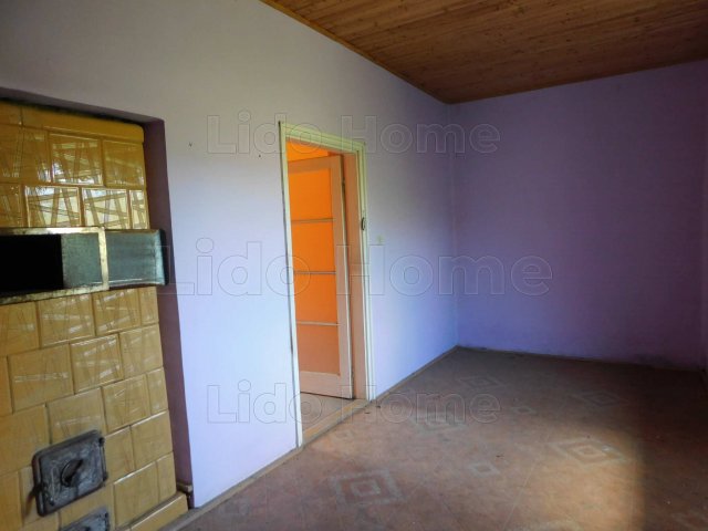 Eladó családi ház, Szakályon 6.5 M Ft, 4+1 szobás