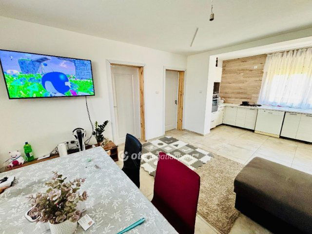 Eladó családi ház, Hajdúböszörményen 56 M Ft, 3 szobás