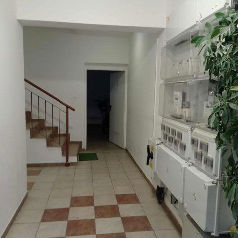 Kiadó téglalakás, albérlet, Szegeden 129 E Ft / hó, 1 szobás