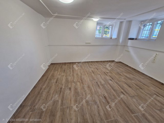 Eladó téglalakás, Nagykanizsán 12.9 M Ft, 1 szobás