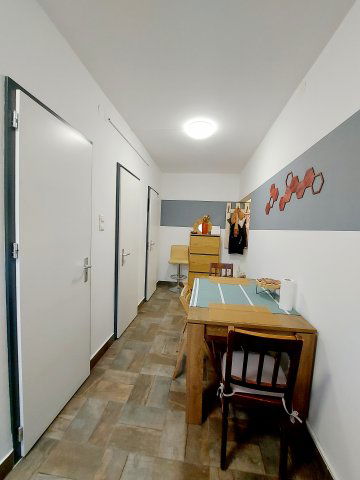 Eladó panellakás, Miskolcon 35.9 M Ft, 1+2 szobás