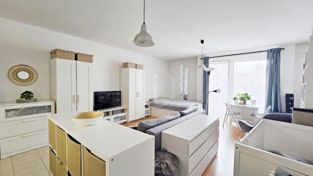 Eladó téglalakás, Budapesten, VIII. kerületben, Futó utcában