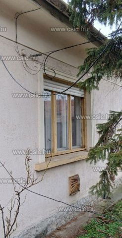 Eladó családi ház, Dunakeszin 91.5 M Ft, 2 szobás