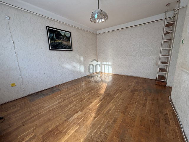 Eladó panellakás, Hajdúböszörményen 42.49 M Ft, 2 szobás