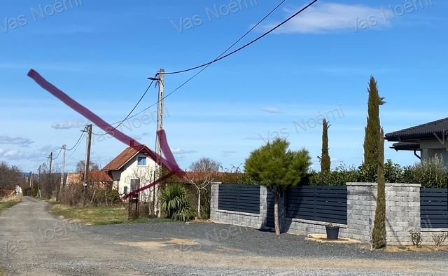 Eladó telek, Balatonbogláron 37.5 M Ft / költözzbe.hu