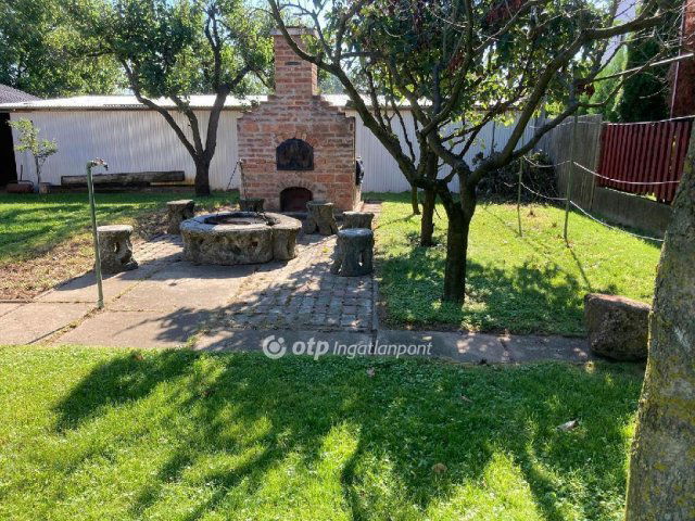 Eladó családi ház, Nyíregyházán 239 M Ft, 3+1 szobás