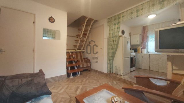 Eladó nyaraló, Palotáson 24.5 M Ft, 1 szobás