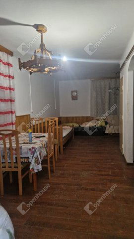 Eladó nyaraló, Komáromban 40 M Ft, 3 szobás