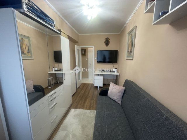 Eladó téglalakás, Kecskeméten 67 M Ft, 3 szobás