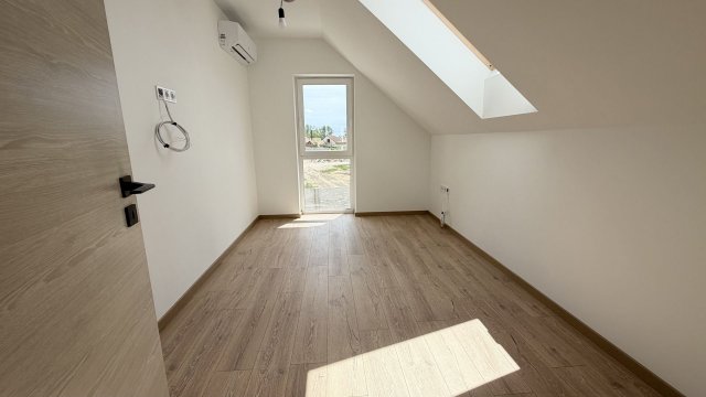 Eladó ikerház, Hajdúszoboszlón 91.99 M Ft, 4 szobás