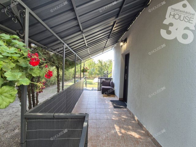 Eladó családi ház, Kecskeméten 104 M Ft, 6 szobás