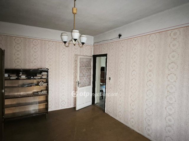 Eladó családi ház, Gyomaendrődön 14 M Ft, 2 szobás