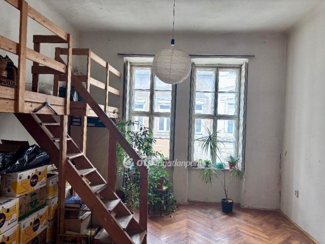 Eladó téglalakás, Budapesten, VIII. kerületben 94.9 M Ft