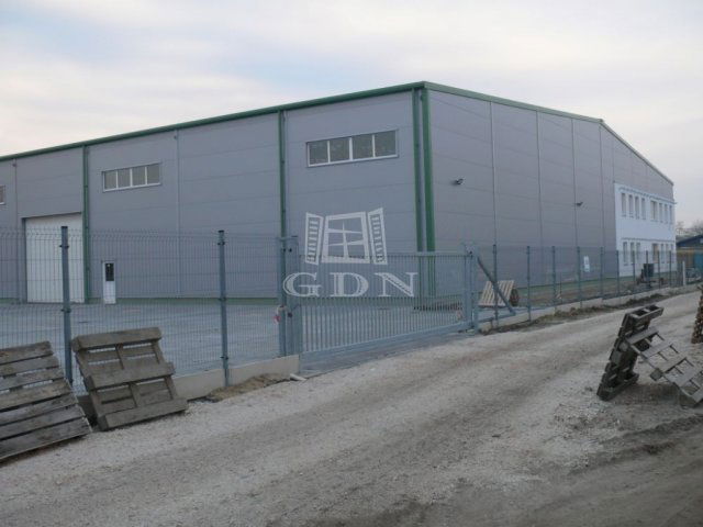 Kiadó ipari ingatlan, Kecskeméten 7813 E Ft / hó