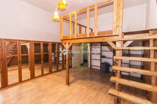 Eladó téglalakás, Sárváron 36 M Ft, 2 szobás