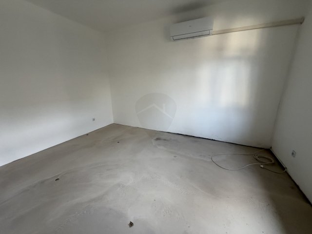 Eladó téglalakás, Budapesten, XVIII. kerületben 35 M Ft