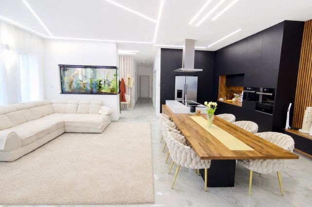 Eladó családi ház, Gyálon 200 M Ft, 7 szobás