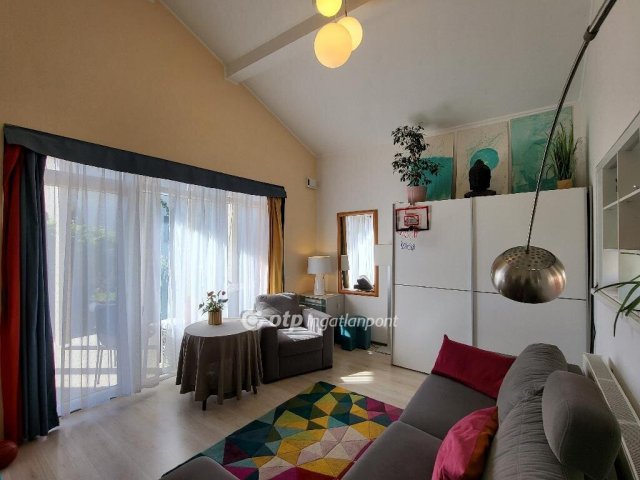 Eladó családi ház, Siófokon 135 M Ft, 5 szobás