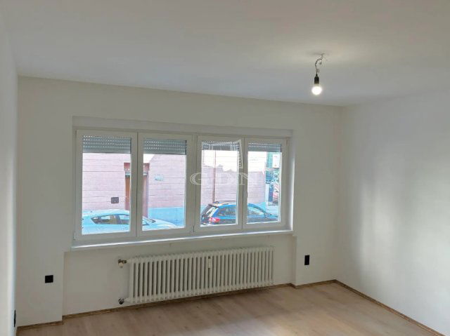 Eladó téglalakás, Budapesten, II. kerületben 81.99 M Ft
