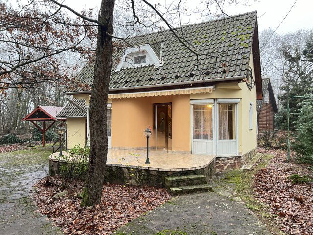 Eladó nyaraló, Balatonszepezden 72.9 M Ft, 3 szobás