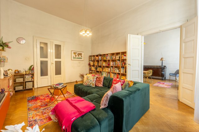 Eladó téglalakás, VI. kerületben, Bajcsy-Zsilinszky úton