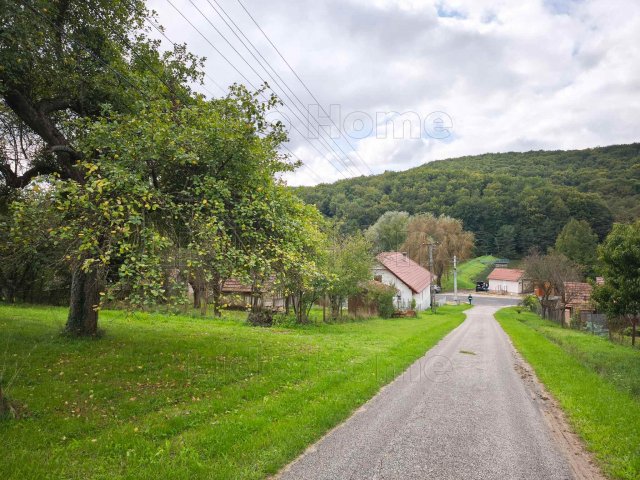 Eladó családi ház, Kistolmácson 79.9 M Ft, 3 szobás