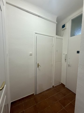 Eladó téglalakás, Nyíregyházán 27.9 M Ft, 1 szobás