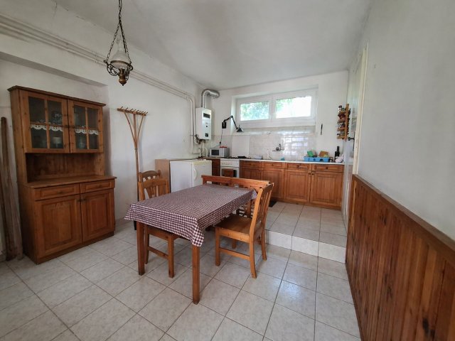 Eladó családi ház, Sülysápon 28.5 M Ft, 2 szobás