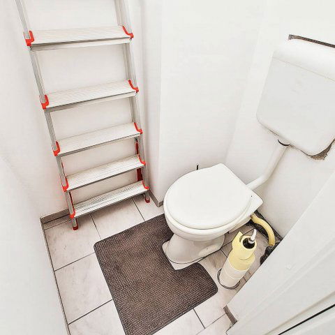 Eladó téglalakás, Budapesten, VI. kerületben 49.9 M Ft, 1 szobás