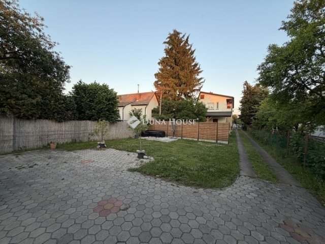 Eladó téglalakás, Budapesten, XVI. kerületben 84 M Ft, 2 szobás