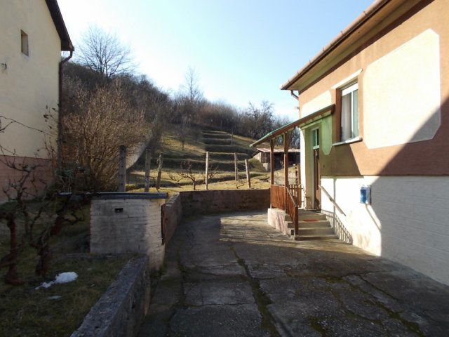 Eladó családi ház, Ózdon 13.9 M Ft, 2 szobás