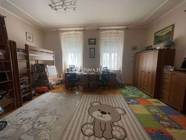 Eladó családi ház, Felsőszentivánon 48 M Ft, 5 szobás