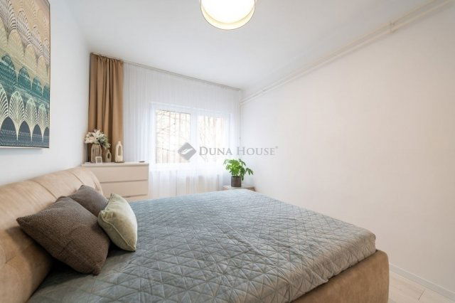 Eladó téglalakás, Budapesten, II. kerületben 154.9 M Ft