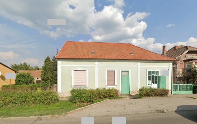 Eladó családi ház, Sásdon 30.9 M Ft, 2 szobás