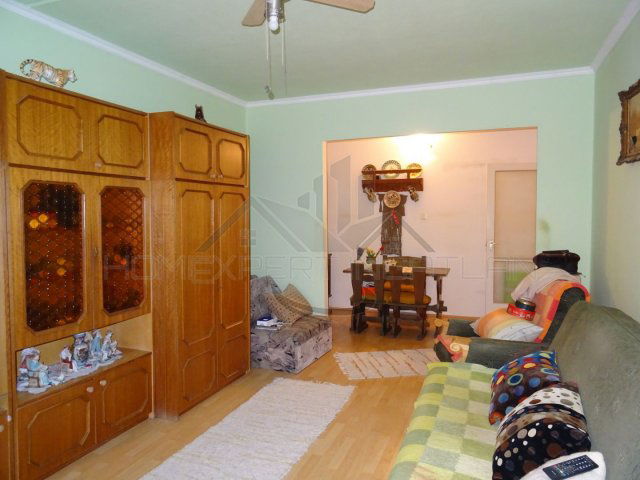 Eladó panellakás, Győrött 47 M Ft, 2 szobás